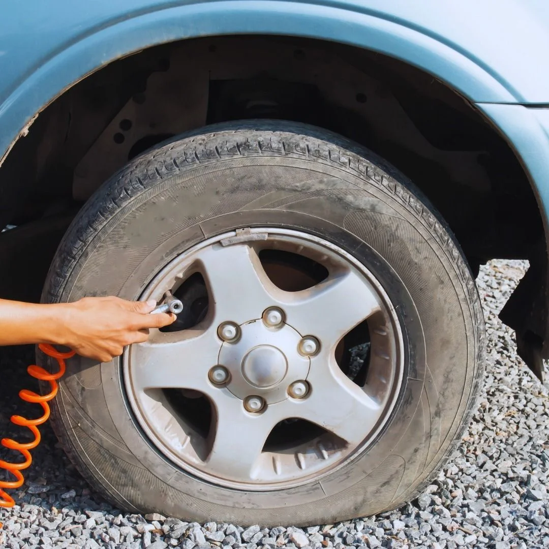 Car tyre tread and sidewall inspected in Dubai
