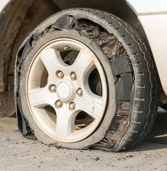 Run-Flat vs Normal Tyres in Dubai: What Drivers Should Know - FixMyTyre Dubai